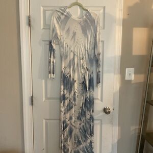 Young Fabulous & Broke Blue and White Tie-Dye Long Sleeve Maxi Dress